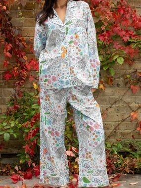 KAREN MABON SNOW LEOPARDS COTTON PYJAMAS IN PALE BLUE
